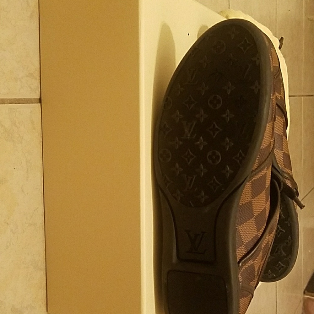 Boogie SN Louis Vuitton Sneaker - Picture 5 of 5